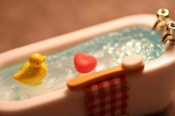 每個(gè)程序猿都應(yīng)該有一只鴨！