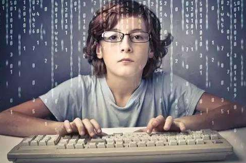 軟件開發(fā)學(xué)什么技術(shù)好